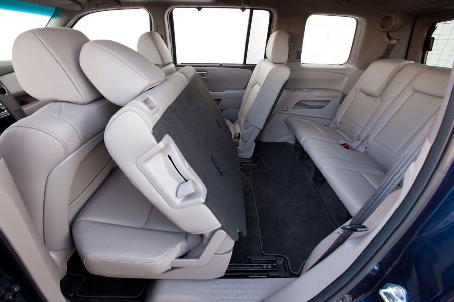  Honda Pilot Special Edition 2015 года  (фото 9 из 10)